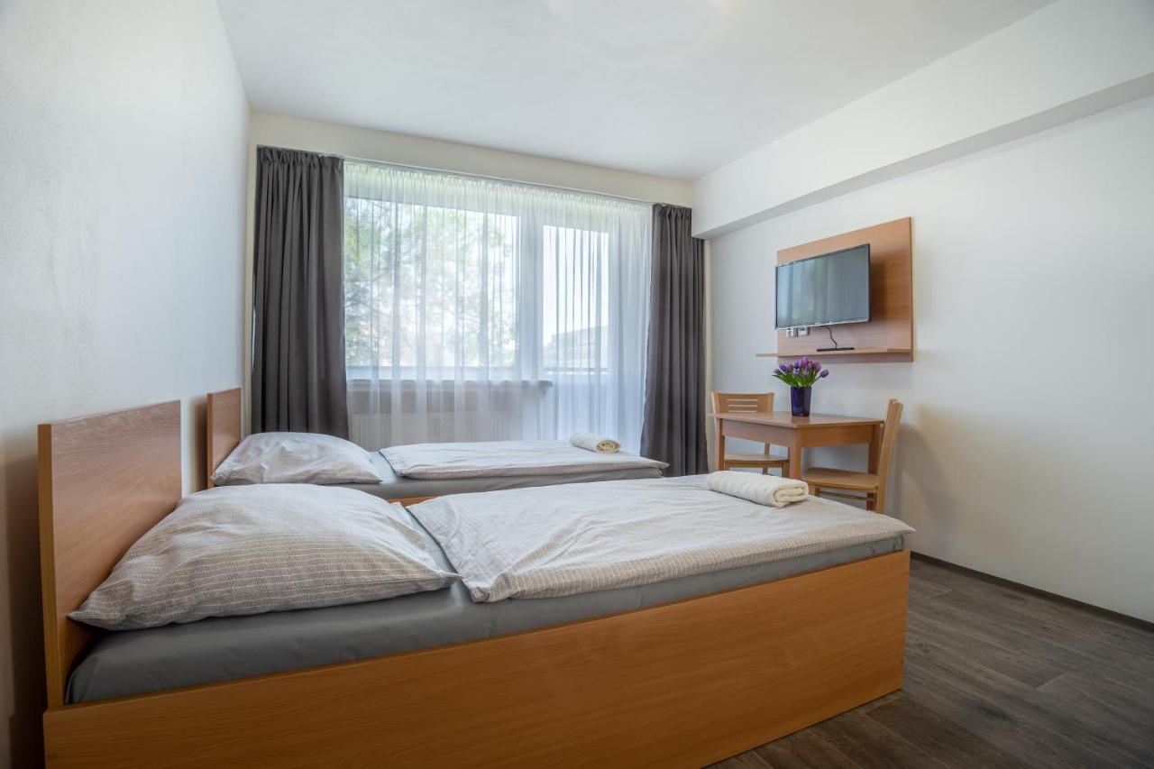 Apartmany A Studia Zamecky Park Litvínov المظهر الخارجي الصورة